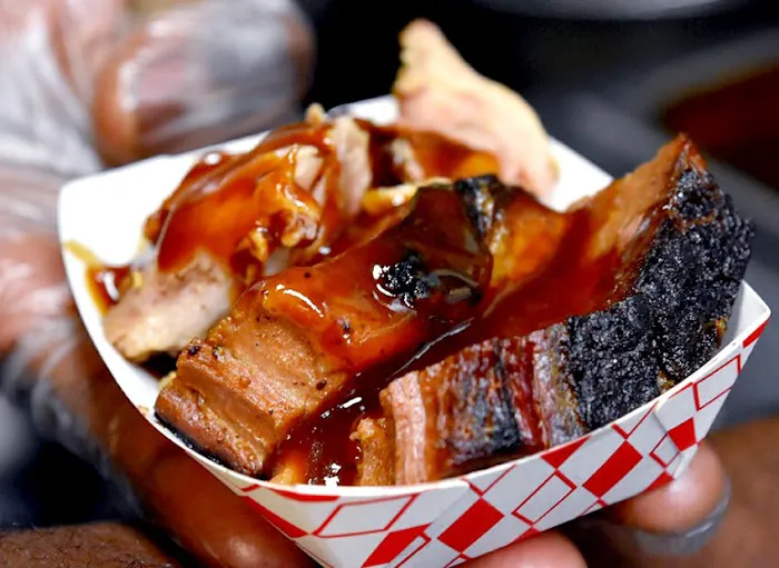 Sweet Magnolia Smokehouse Picture 6