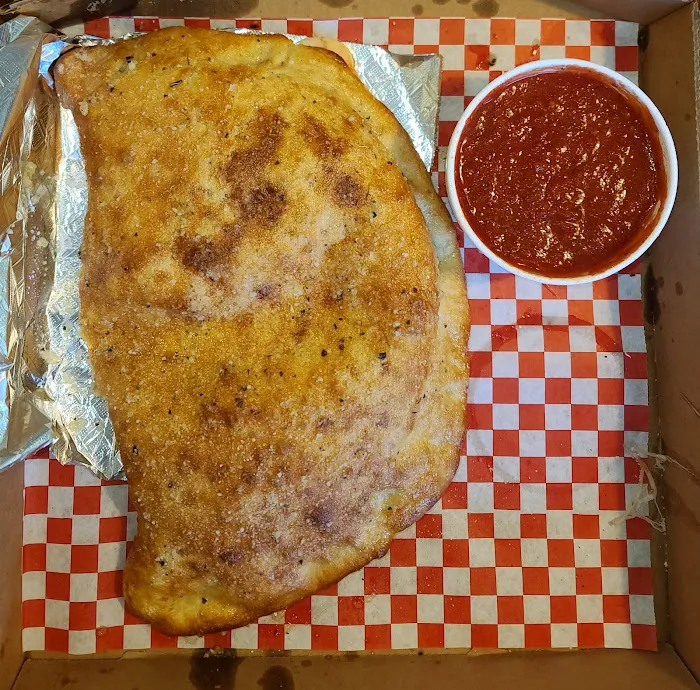 Submarino's Pizzeria Picture 10