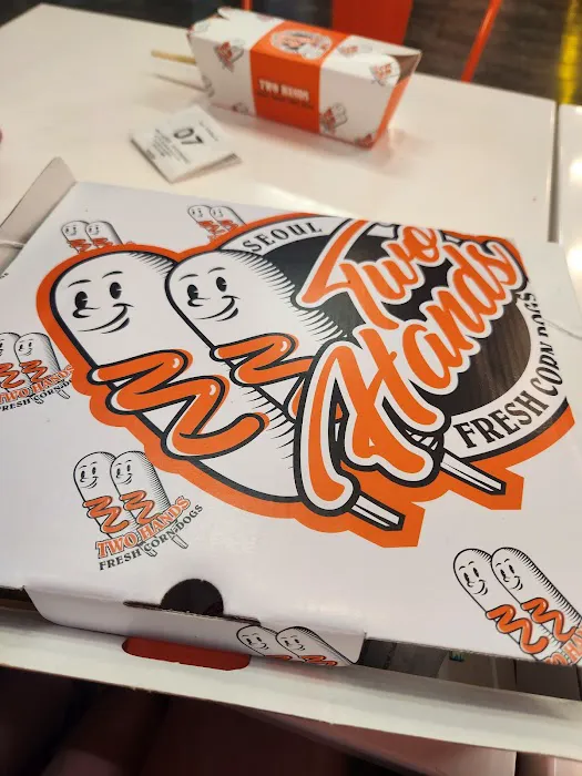 Two Hands Seoul Fresh Corn Dogs Picture 9