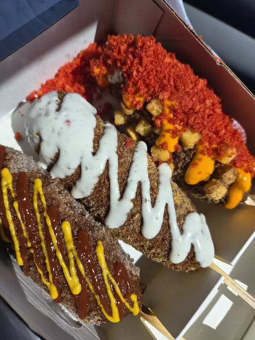 Two Hands Seoul Fresh Corn Dogs Picture 8