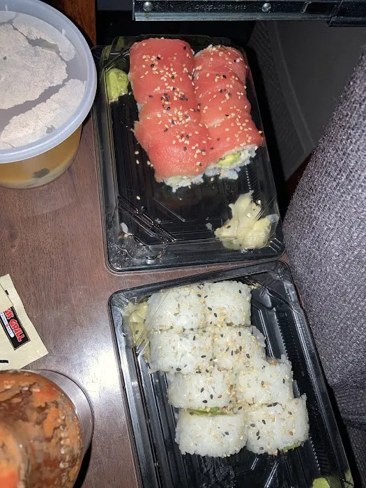 Yogis Grill - Avondale Picture 5