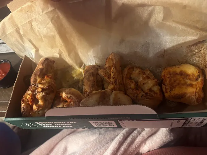 Papa Johns Pizza Picture 3