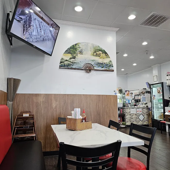 Pho and Boba Picture 5