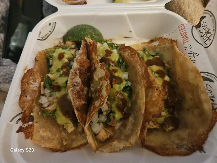 Joe's Tacos Picture 6
