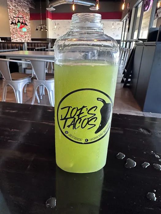 Joe's Tacos Picture 9