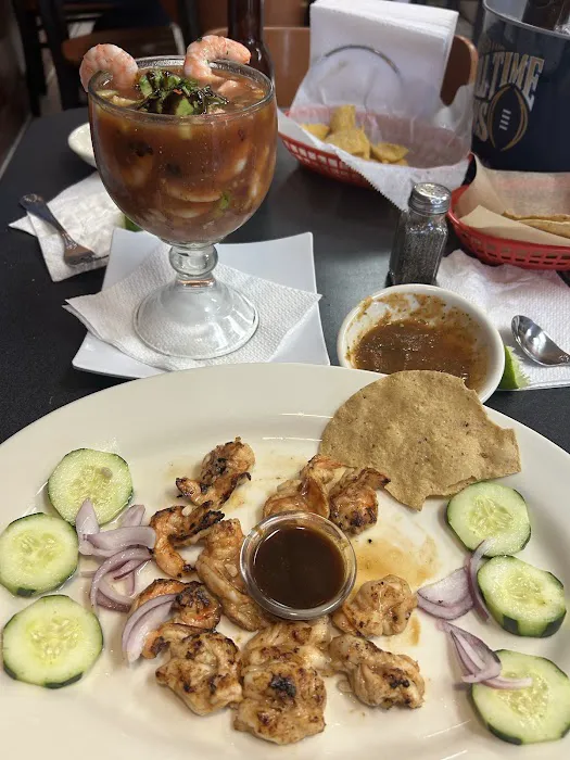 Guaymas Seafood Restaurant and Bar Picture 4