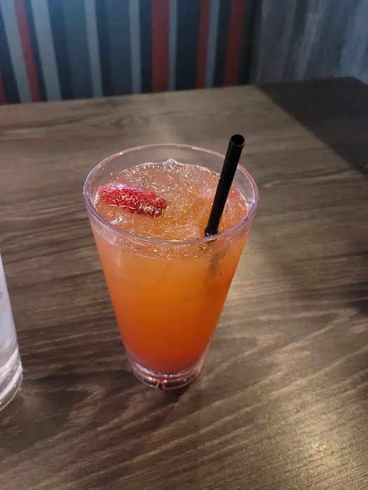 Red Robin Gourmet Burgers and Brews Picture 1