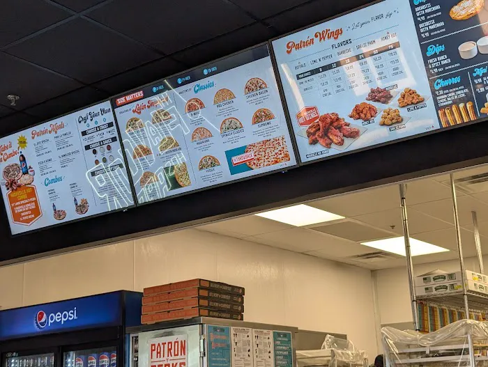 Pizza Patrón West Olive Ave. Picture 9