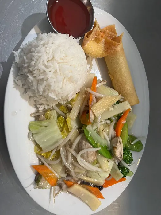 SZECHUAN CUISINE Picture 5