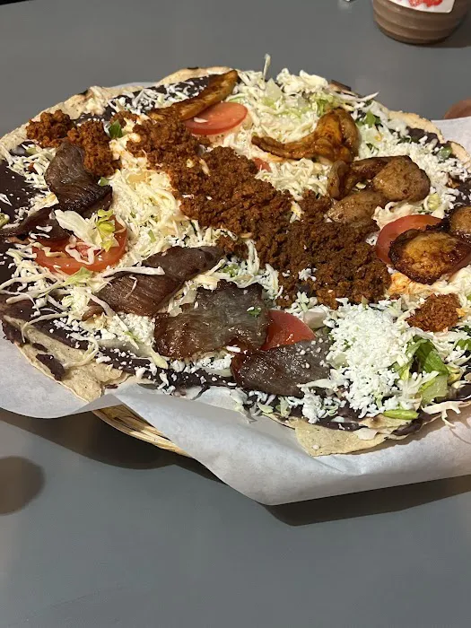 Las 15 Salsas Restaurant Oaxaqueño Picture 5