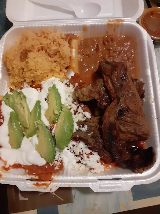 Latino Restaurant Picture 9