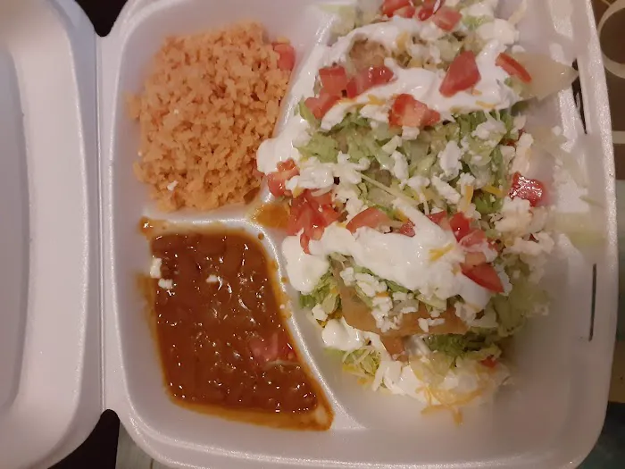 Latino Restaurant Picture 4