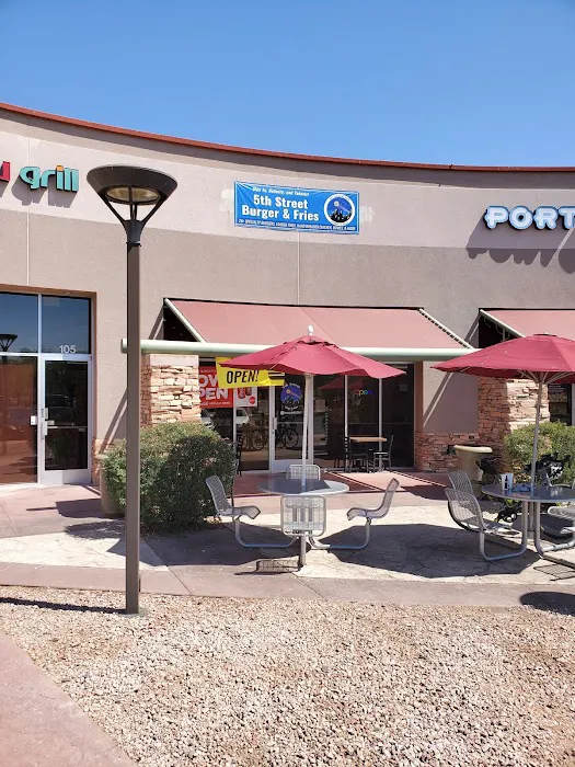 5th Street Burger & Fries Picture 7