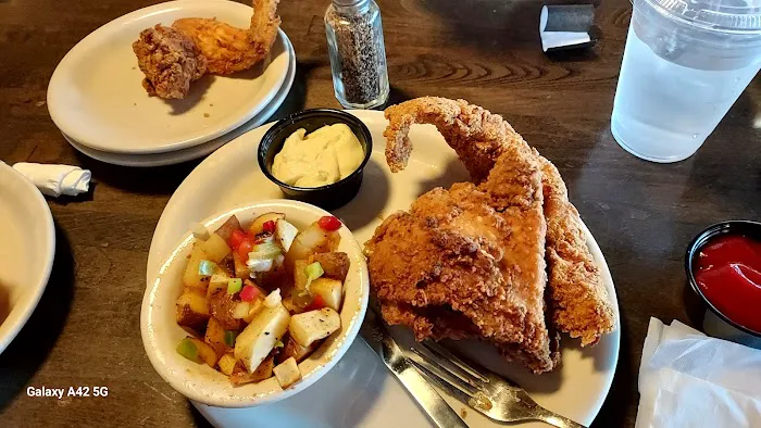 Lo-Lo's Chicken and Waffles Picture 10