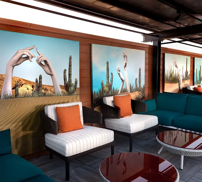 Outrider Rooftop Lounge Picture 3