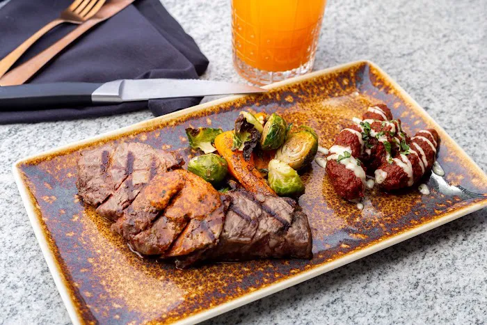 Cobre Kitchen + Cocktails Picture 4