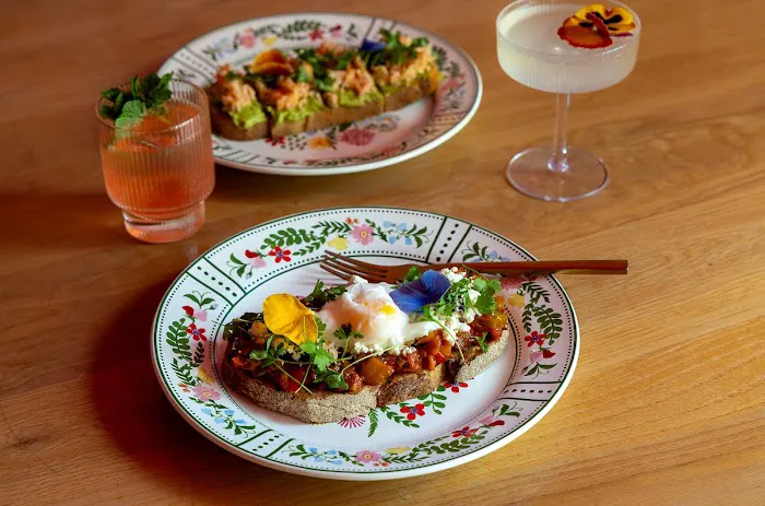 Mon Cheri Restaurant Picture 7