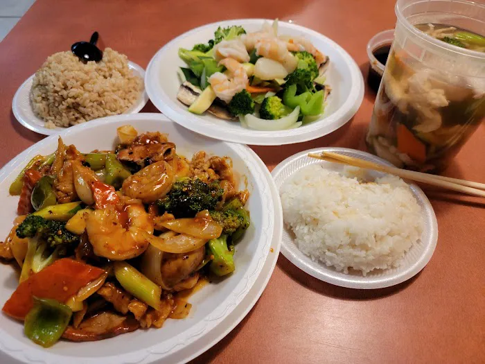 Yummy Yummy Chinese Restaurant Picture 2