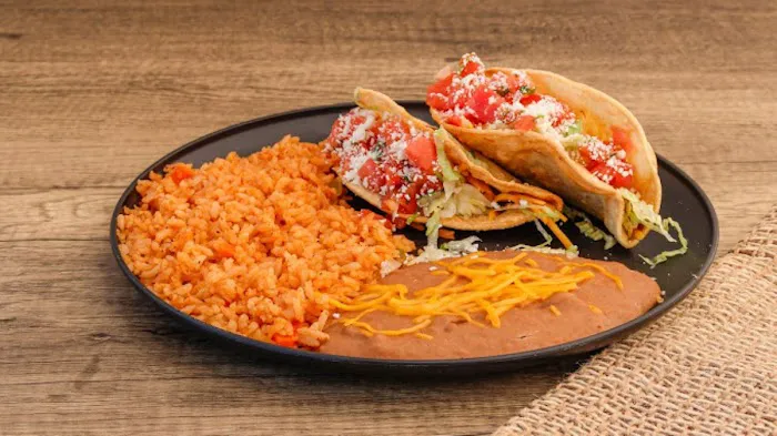 Checo's Taco Shop Picture 7