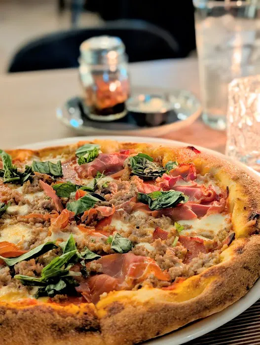 Fellow Osteria & Pizzeria Picture 4