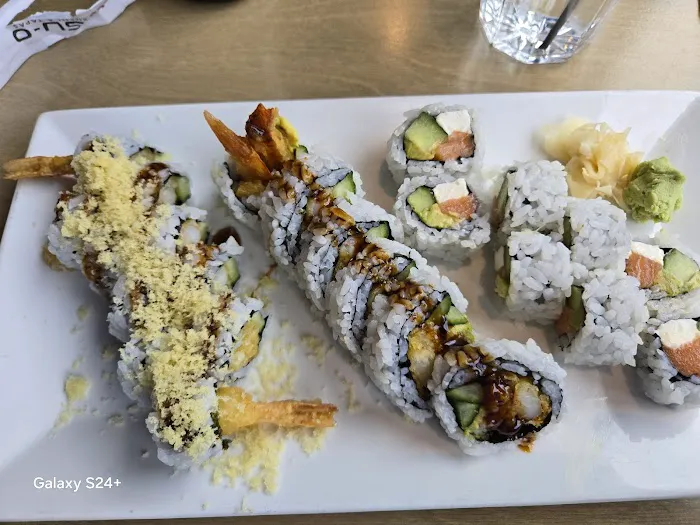 Sushiholic Scottsdale Picture 10
