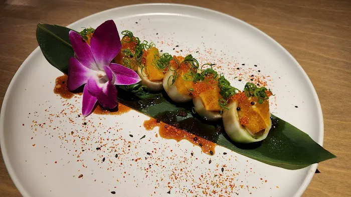 Sushiholic Scottsdale Picture 4