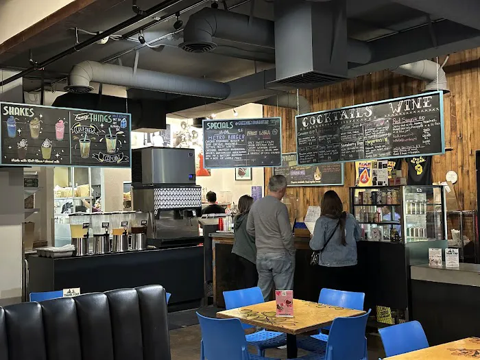 Green New American Vegetarian Picture 5