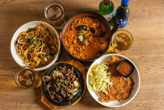 Zu Izakaya Asian Kitchen Bar (Tempe) Picture 10