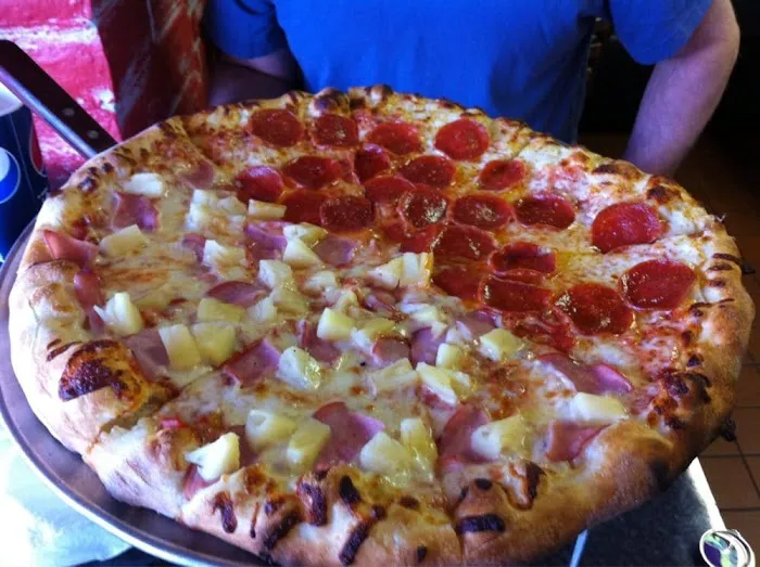 Spacoli's Pizza & Wings Picture 7