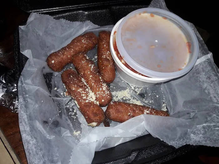 Spacoli's Pizza & Wings Picture 4