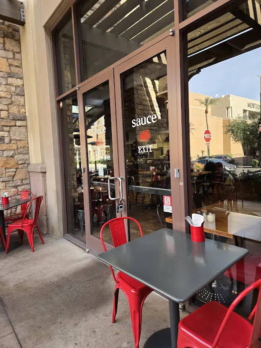 Sauce Pizza & Wine Picture 4