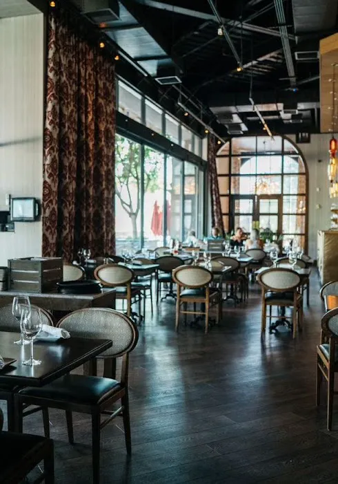 Olive & Ivy Picture 5