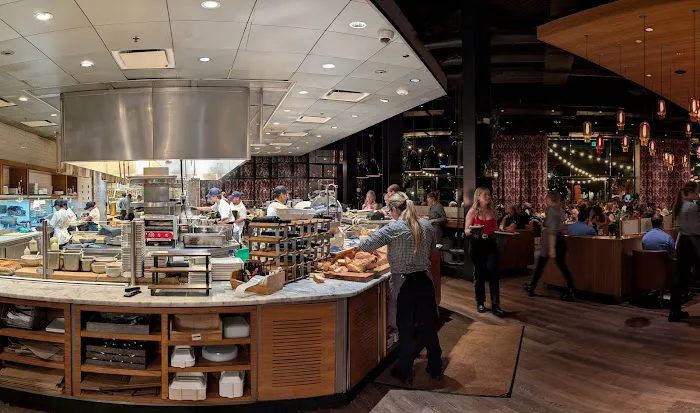 Olive & Ivy Picture 3