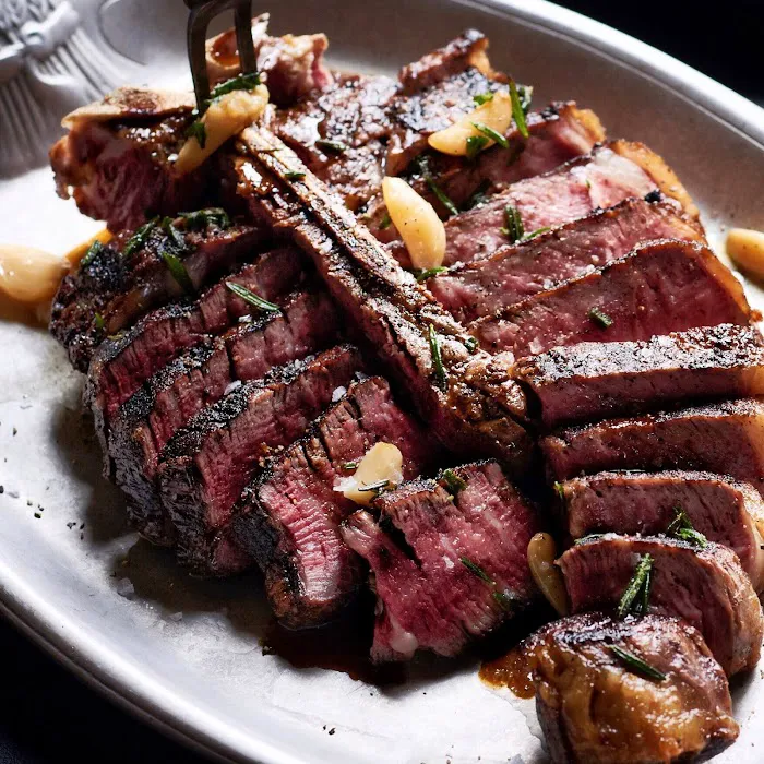 Maple & Ash Picture 9