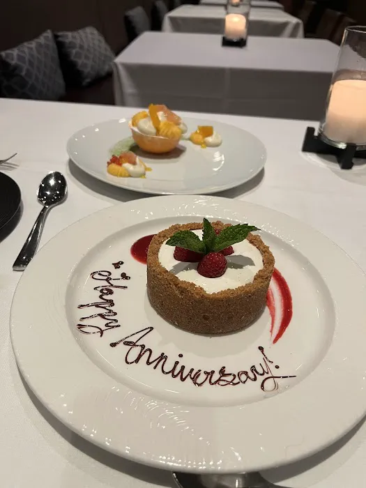 Lincoln Steakhouse & Bar Picture 10