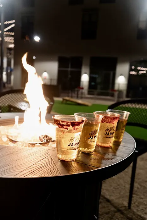 El Jardin Chiwas - Beer Garden Picture 4