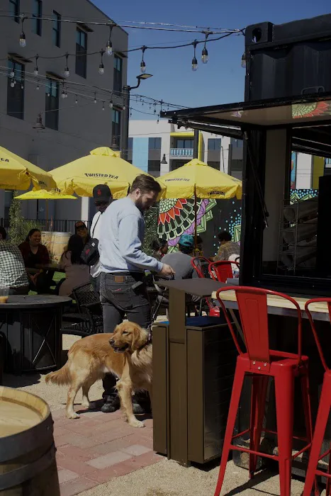 El Jardin Chiwas - Beer Garden Picture 5
