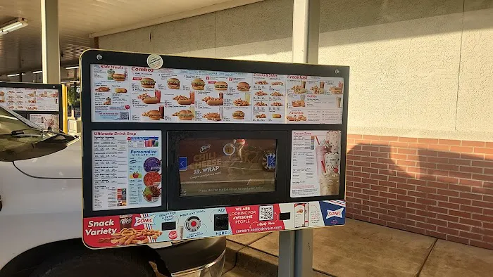 Sonic Drive-In Picture 10