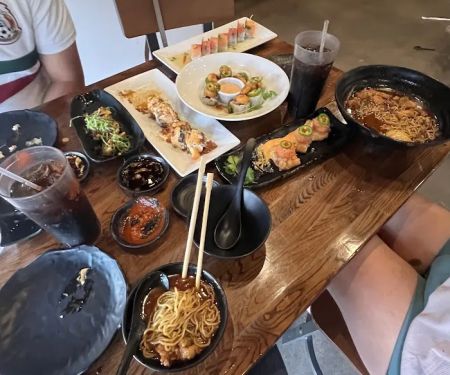 DARUMA Sushi/Roll/Noodle