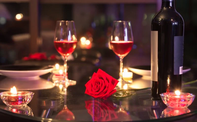 How to Pick the Perfect Restaurant for a Romantic Date: Expert Tips