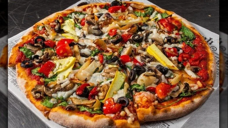 Where to Find the Best Vegan Pizza in Los Angeles for a Plant-Based Delight
