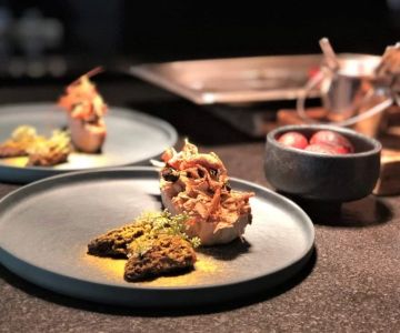 20 Restaurant Dining Ideas for First-Time Food Travelers