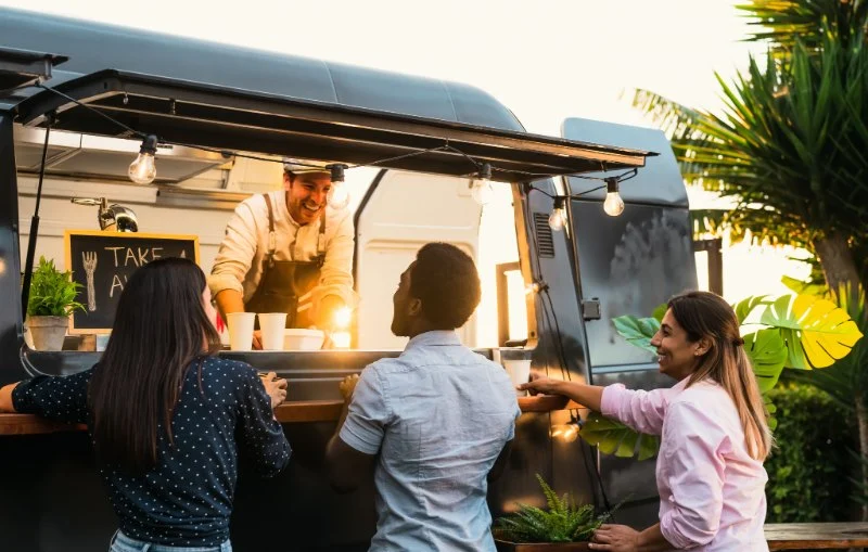 Why Food Trucks Inspire Many Modern Restaurant Menus | Culinary Trends