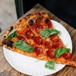 Where to Find Amazing Pizza in the US Without Overpaying
