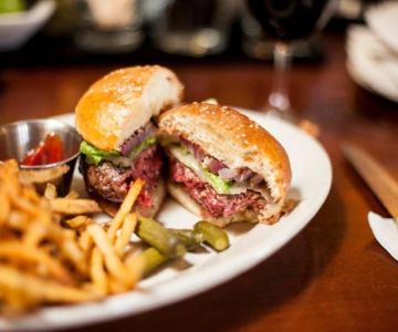 A Closer Look at Why Dining Costs Are Increasing in the US