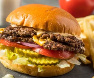 Guide to Exploring Food Scenes in Major US Cities: Tips and Must-Try Spots
