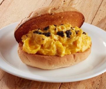 Craving Late Night Food? Here Are Restaurants Worth Trying