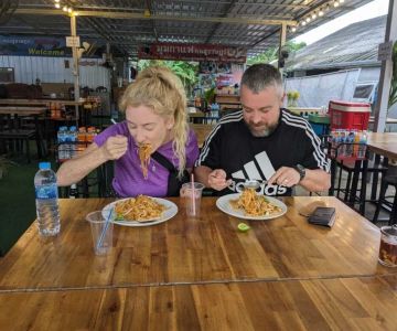 Ultimate Guide to Affordable Dining While Traveling in the US