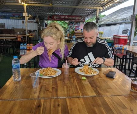Ultimate Guide to Affordable Dining While Traveling in the US