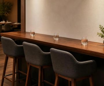 Restaurant Bar Seating: Space, Menu, and Service Guide